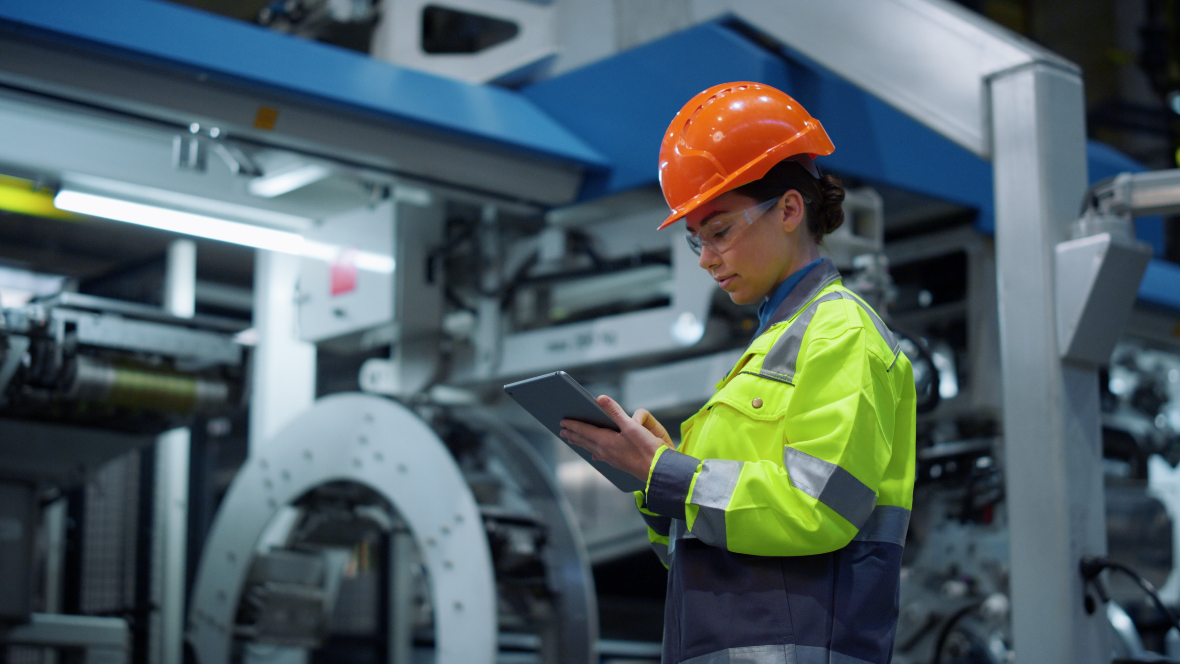 worker in high vis
